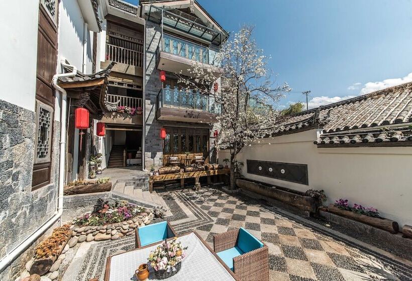 Floral Hotel Yun Xi Lijiang