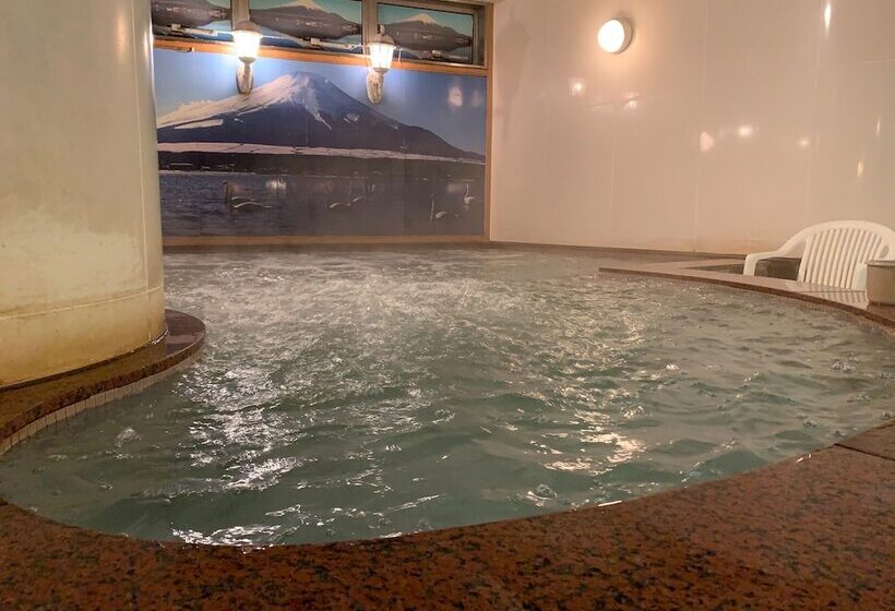 Funabashi Grand Sauna And Capsule Hotel   Caters To Men