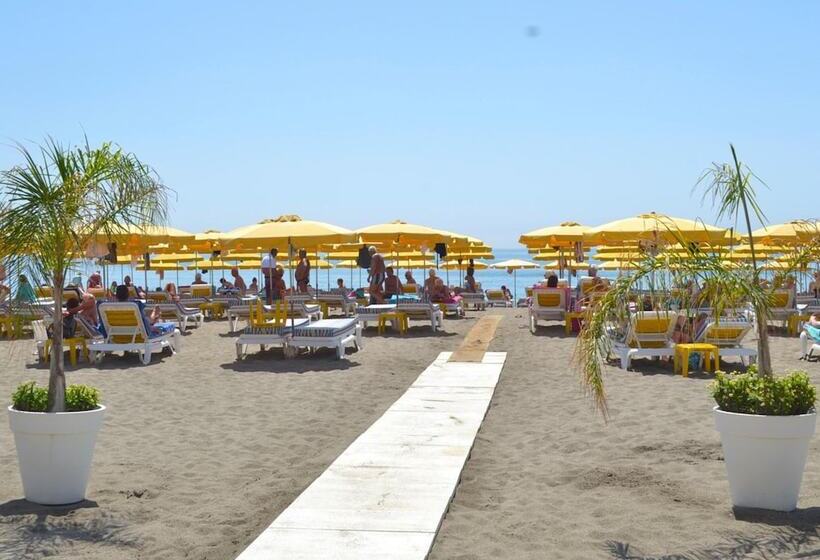 Hof Van Holland Carihuela