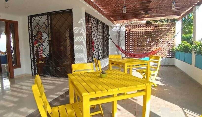 Hostal Boutique Nowah