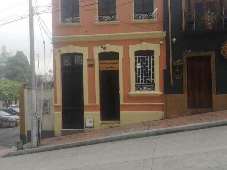 פונדק Destino Nomada