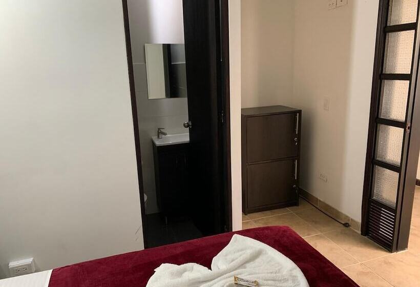 פונדק Destino Nomada