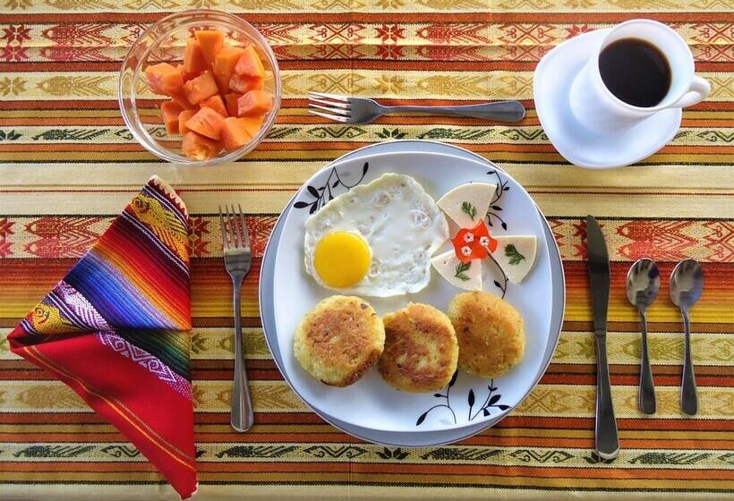 مسافرخانه Hosteria Ariq Yaku   Chachimbiro