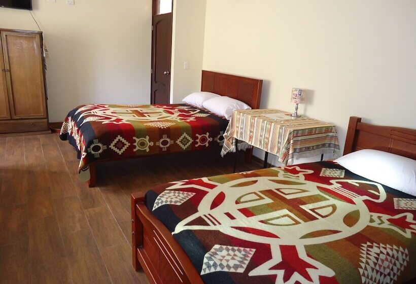 مسافرخانه Hosteria Ariq Yaku   Chachimbiro