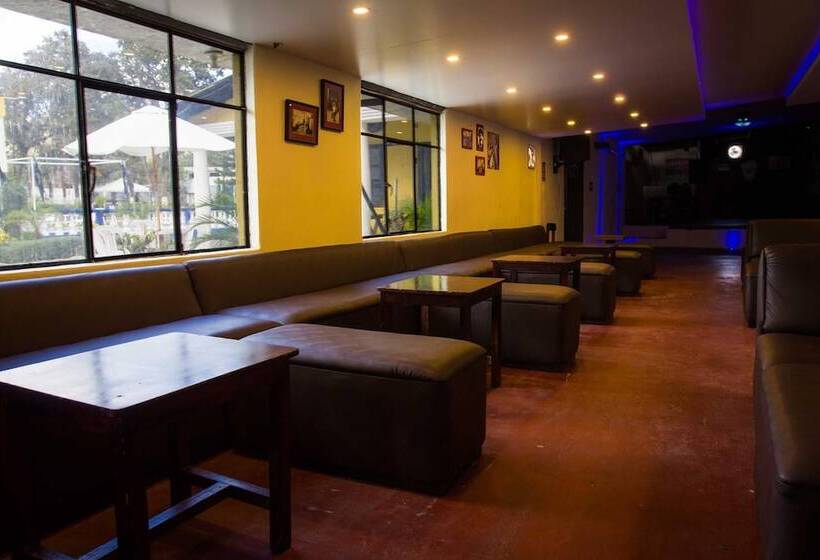 客栈  Hosteria El Cano