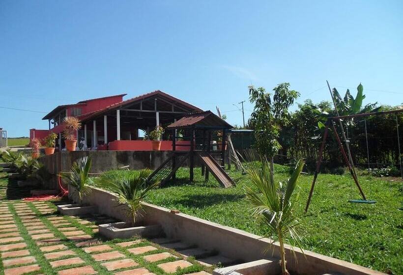 여관 Pousada Nova Fama