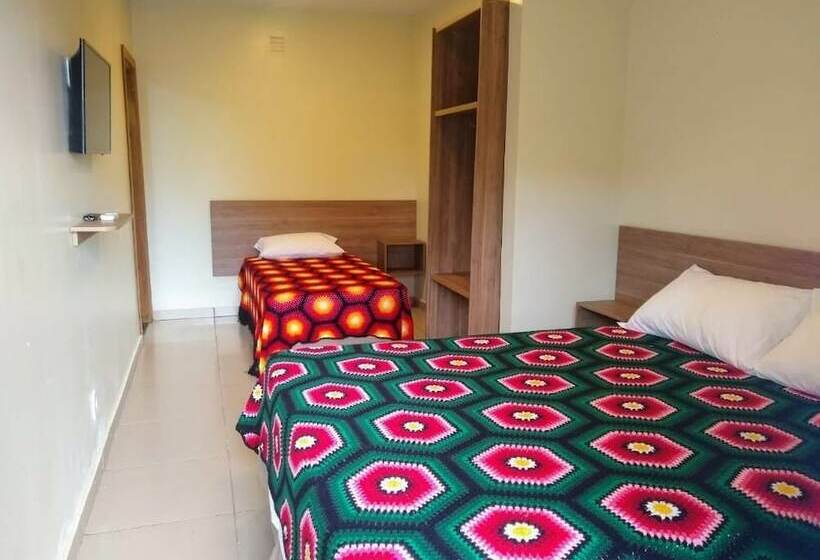 客栈  Rancho Moreira   Pousada E Restaurante