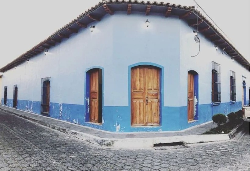 פונדק Vegas Grandpa