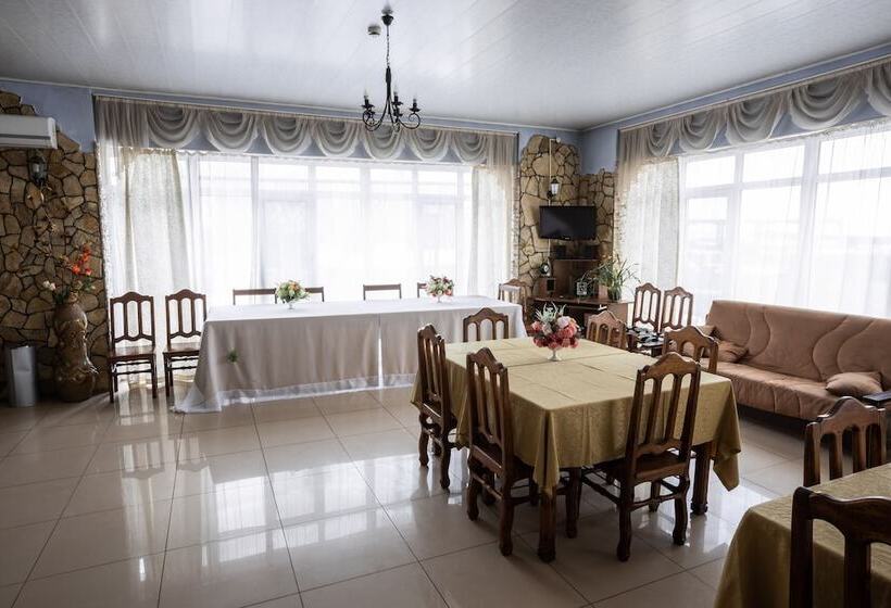 호텔 Avtokemping Saratov