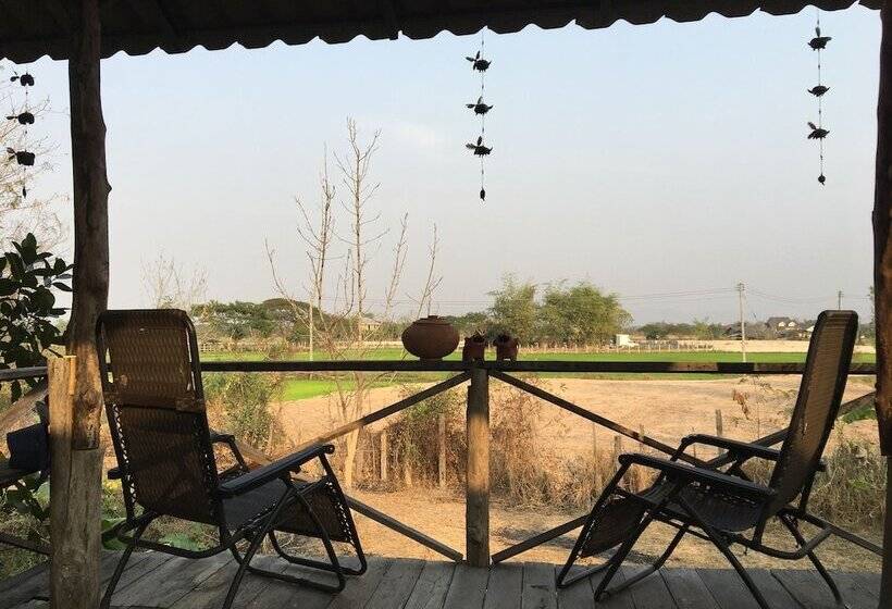 Отель Baan Mali Lampang