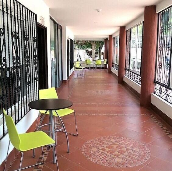 هتل Campestre Nala