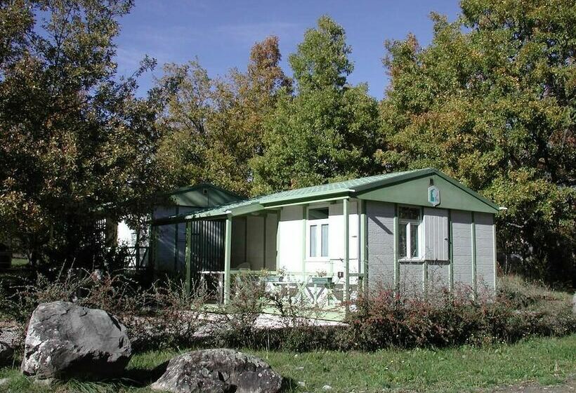 בית מלון כפרי Camping Les Bonnets