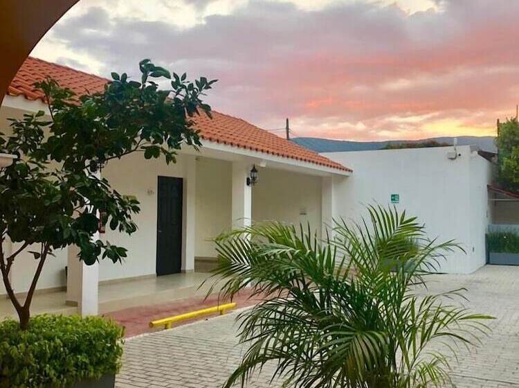 فندق Casa Blanca