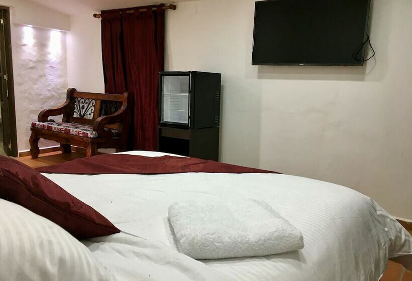 هتل Casona Del Virrey