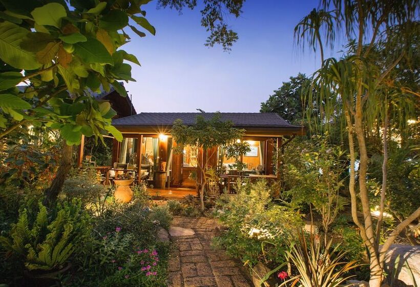 בית מלון כפרי Cattani S Riverside Home