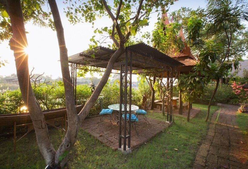 בית מלון כפרי Cattani S Riverside Home