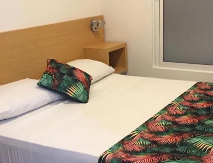 ホテル Cayena Inn