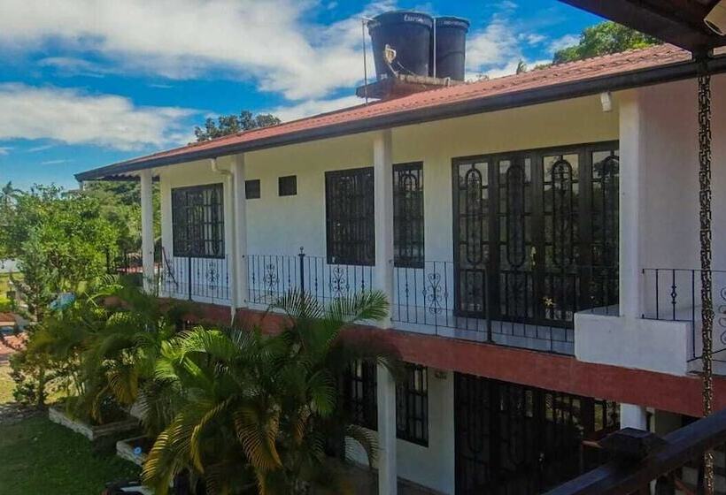 Отель Centro Vacacional Campo Alegre