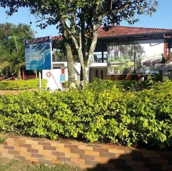 Отель Centro Vacacional Campo Alegre