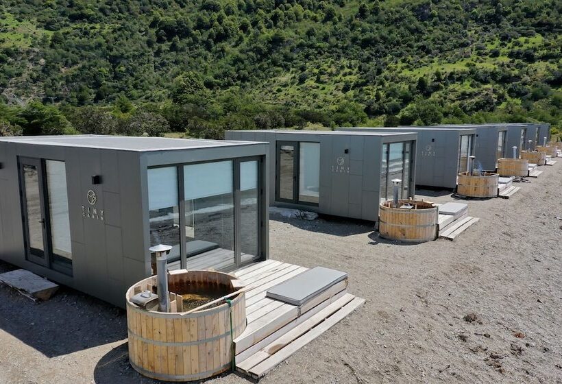 Отель Chelenko Lodge