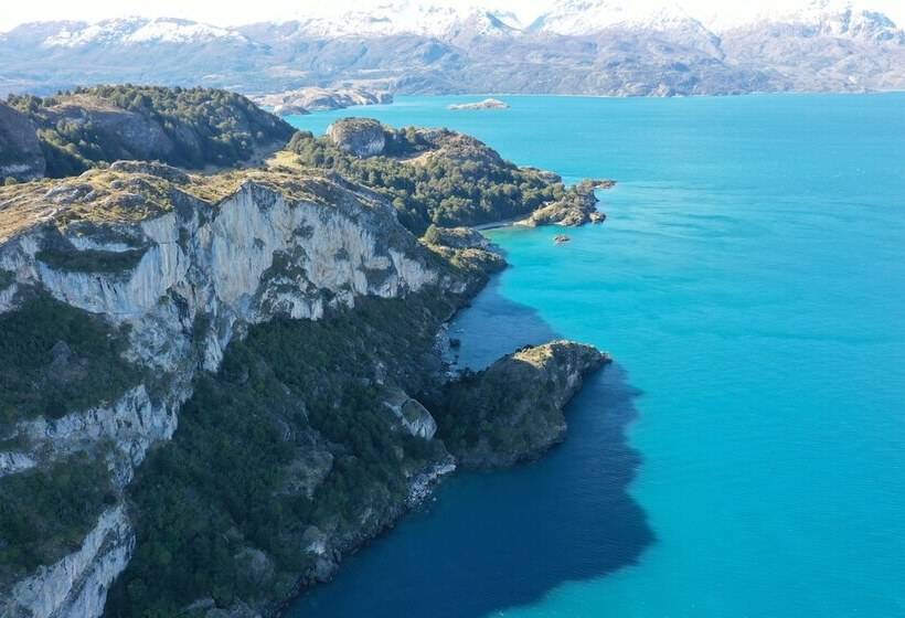 Отель Chelenko Lodge