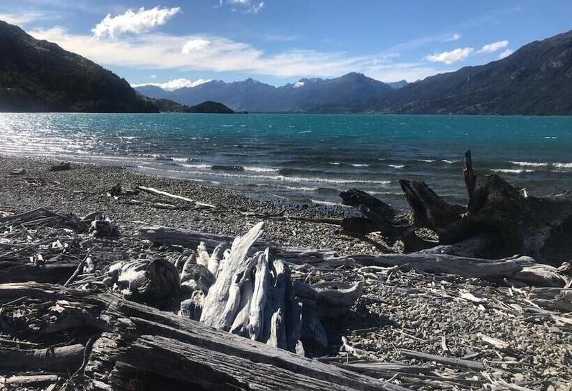 Отель Chelenko Lodge