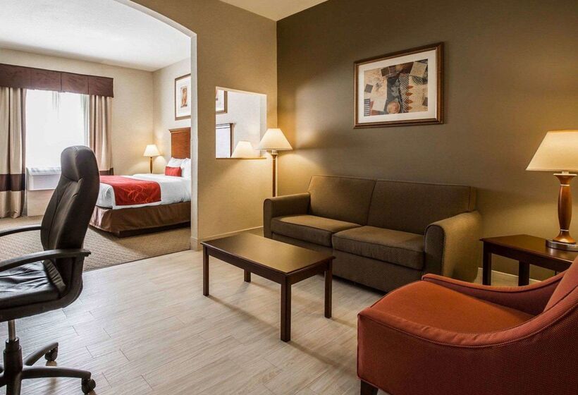 فندق Comfort Suites