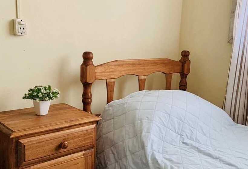 בית מלון כפרי Continental