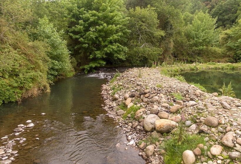 ホテル Entre Pampa Y Bosque