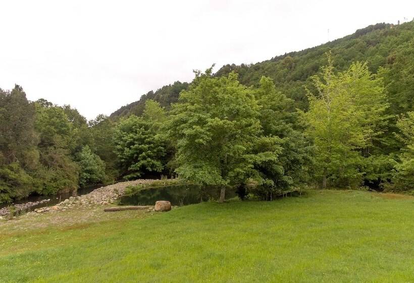 ホテル Entre Pampa Y Bosque