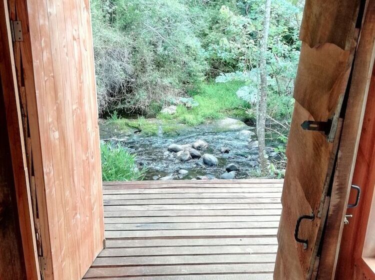 ホテル Entre Pampa Y Bosque