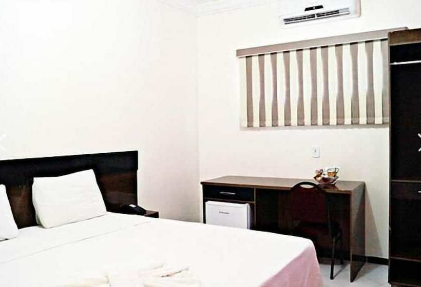 ホテル Fiori Palace