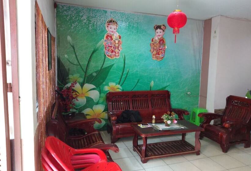 בית מלון כפרי First Inn