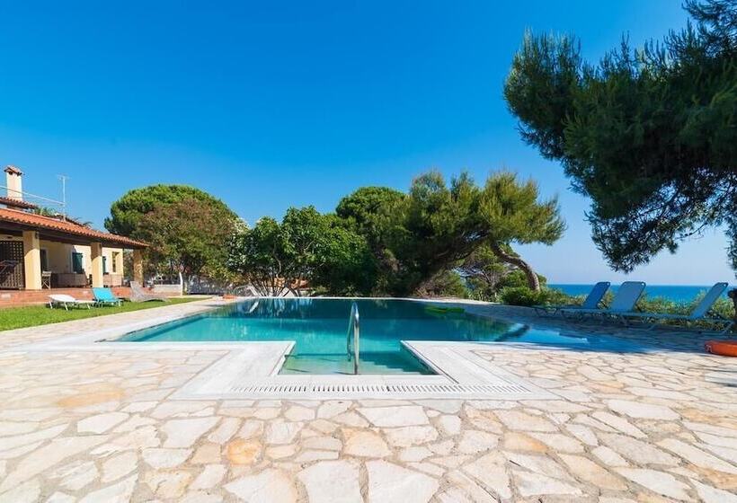 호텔 Golden Sand Apartments