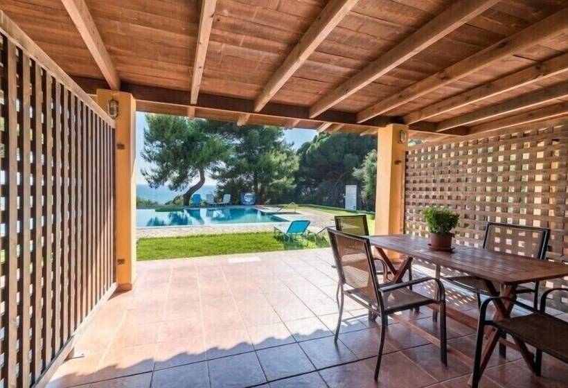 호텔 Golden Sand Apartments