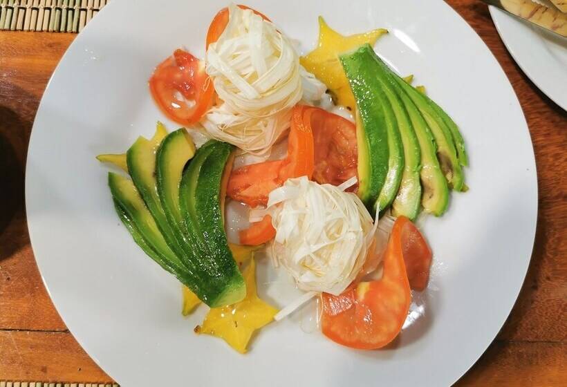 فندق Grand Amazon Lodge & Tours