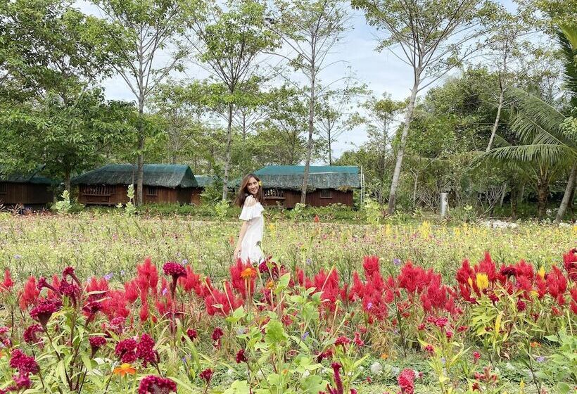 Hotel Hiraya Wellness Resort And Ecopark