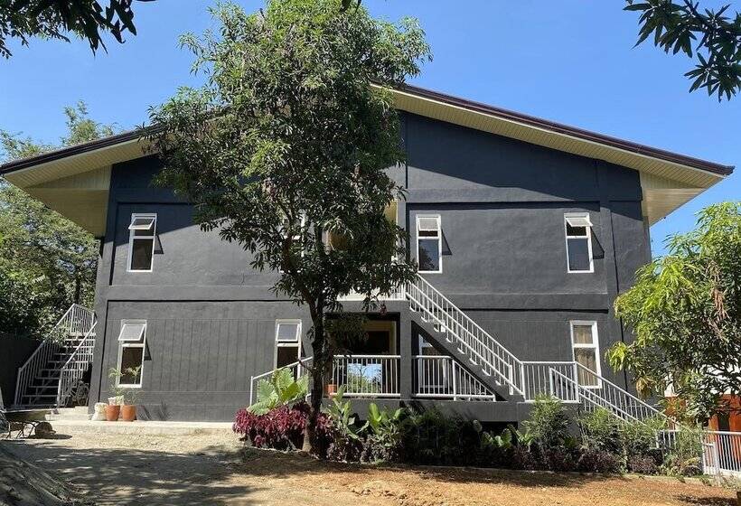 Hotel Hiraya Wellness Resort And Ecopark