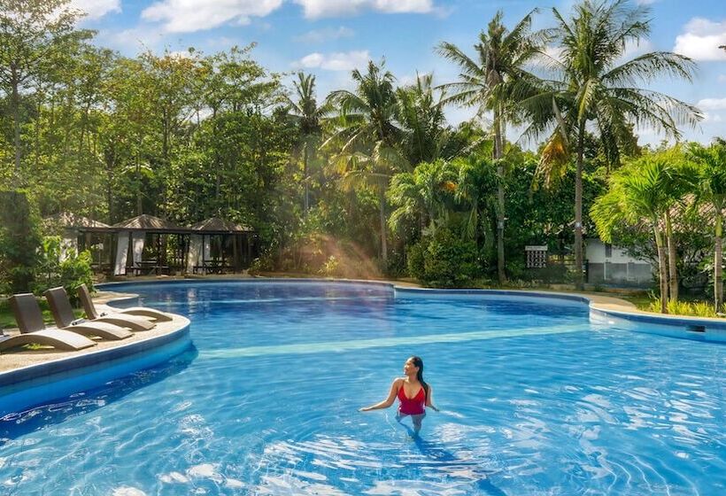 Hotel Hiraya Wellness Resort And Ecopark