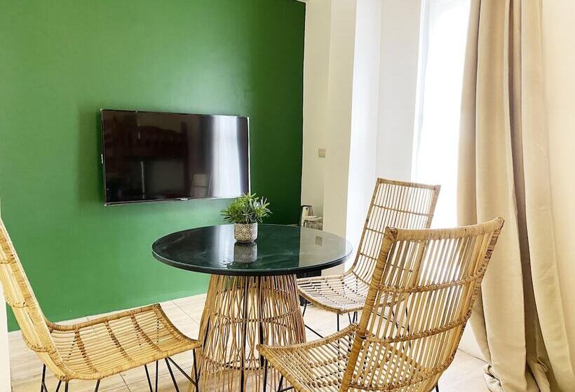 Hotel Hiraya Wellness Resort And Ecopark