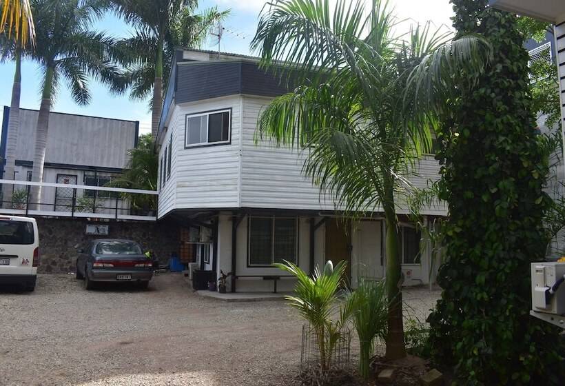 호텔 Hohola Apartments