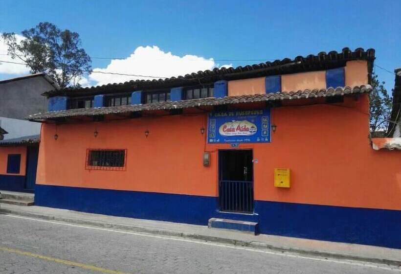 هتل Hostal Casa Aida