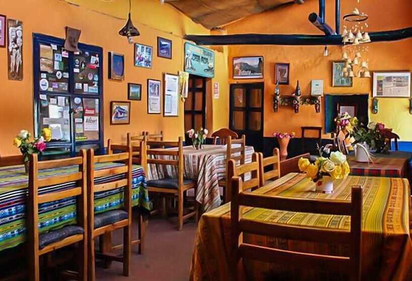 酒店 Hostal Casa Aida