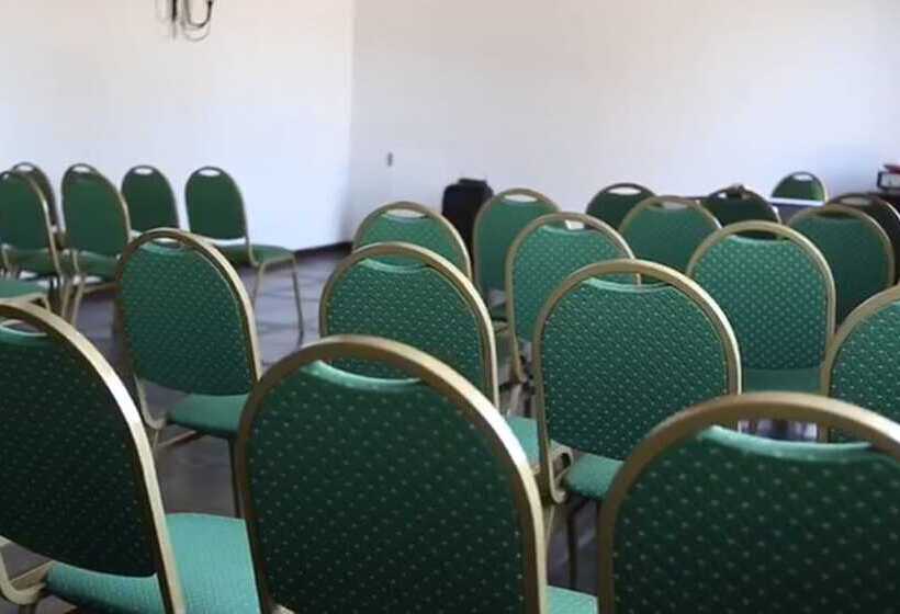 هتل Hostal Del Espinillo