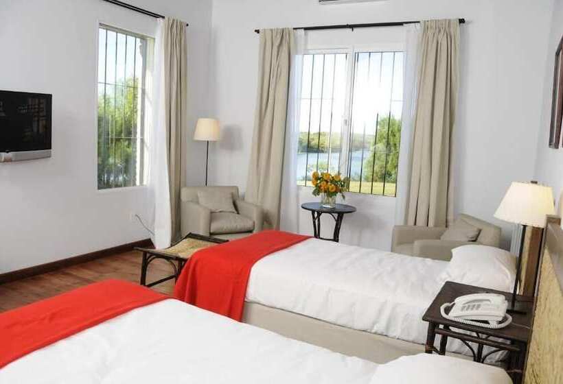 هتل Hostal Del Espinillo