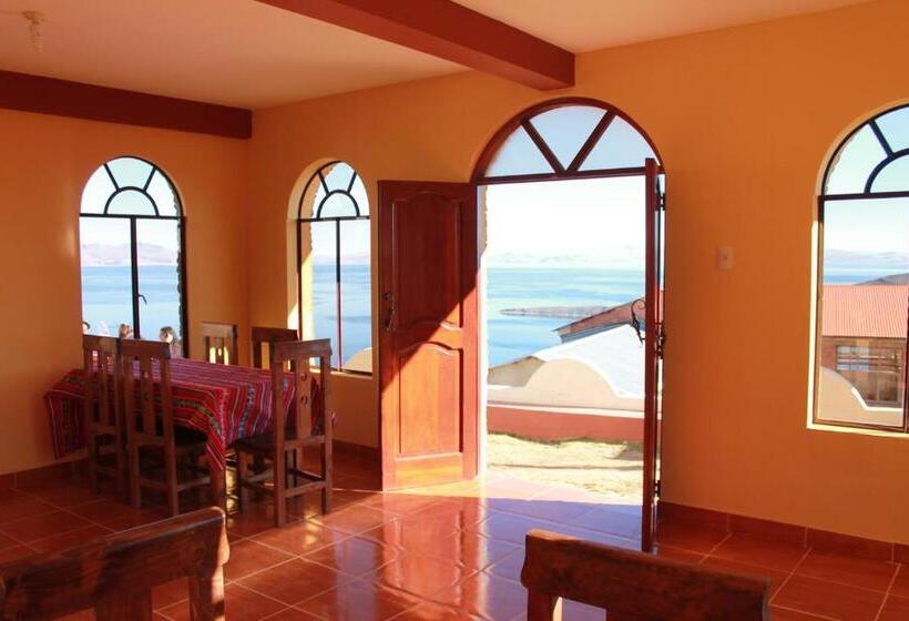 هتل Hostal Jallalla