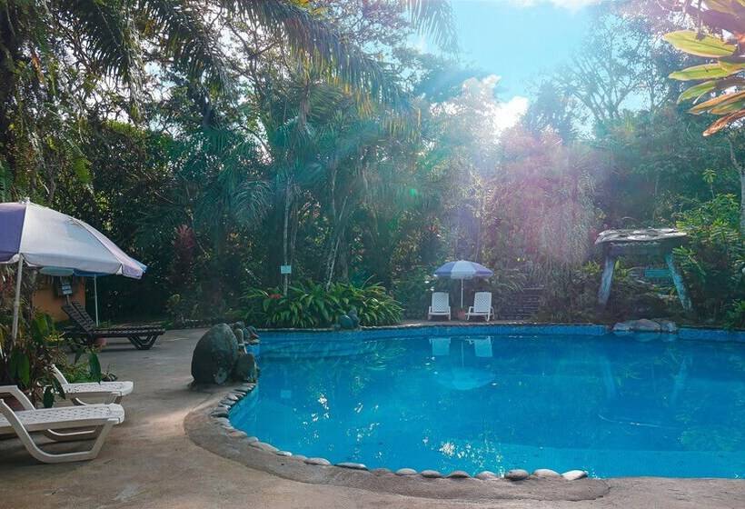 호텔 Hosteria El Carmelo De Mindo