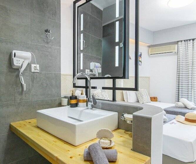 Отель I Candy Malia By Estia