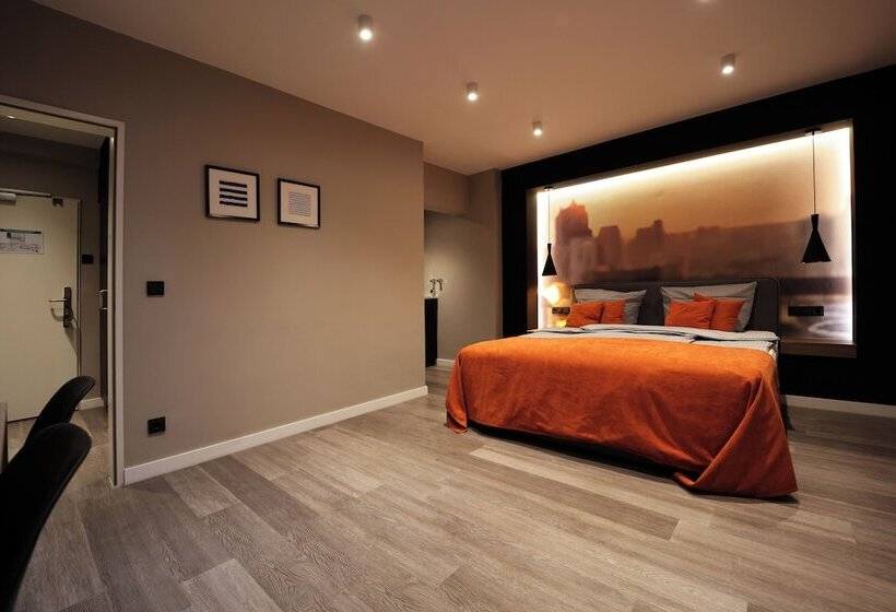 Juststay Ratingen Hotel & Apartments