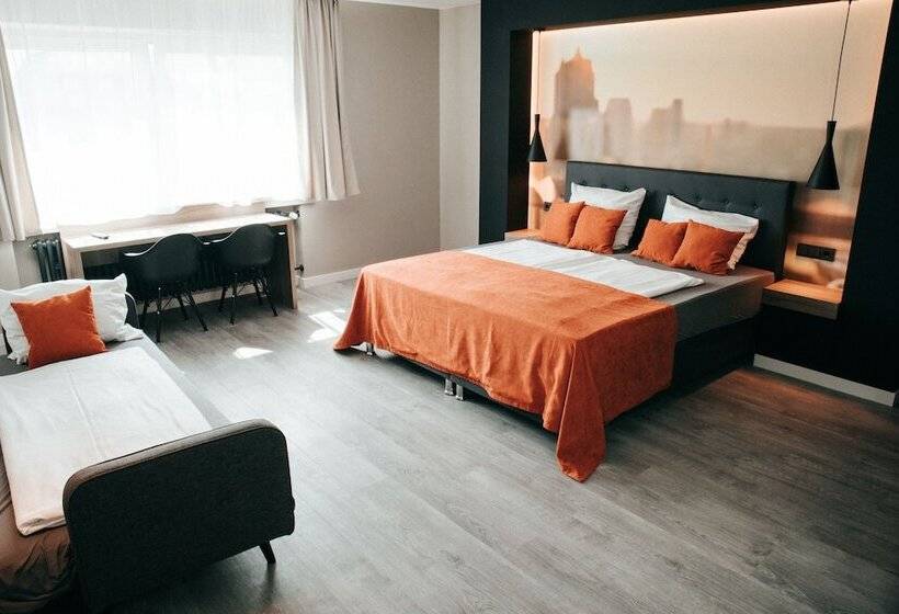 Juststay Ratingen Hotel & Apartments